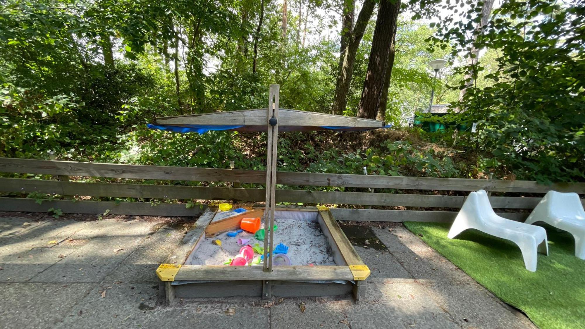 Sayang26 Gezellige Gezinsvriendelijke Stacaravan Op Familiecamping De Vossenburcht In Natuurgebied Reestdal - No Workers Allowed Villa IJhorst Kültér fotó